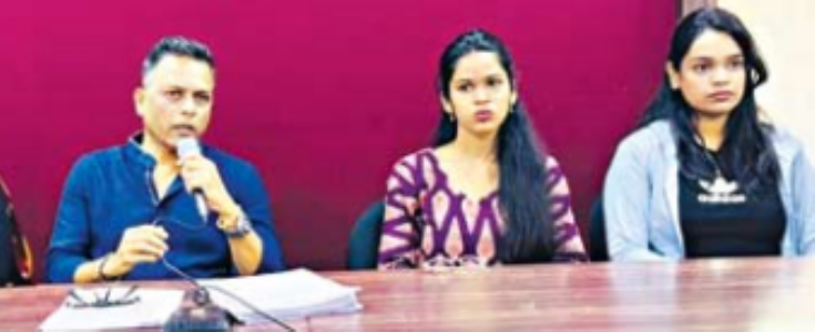 ‘अमिगाे एकेडमी’ पर छात्राें से लाखाें की ठगी का आराेप